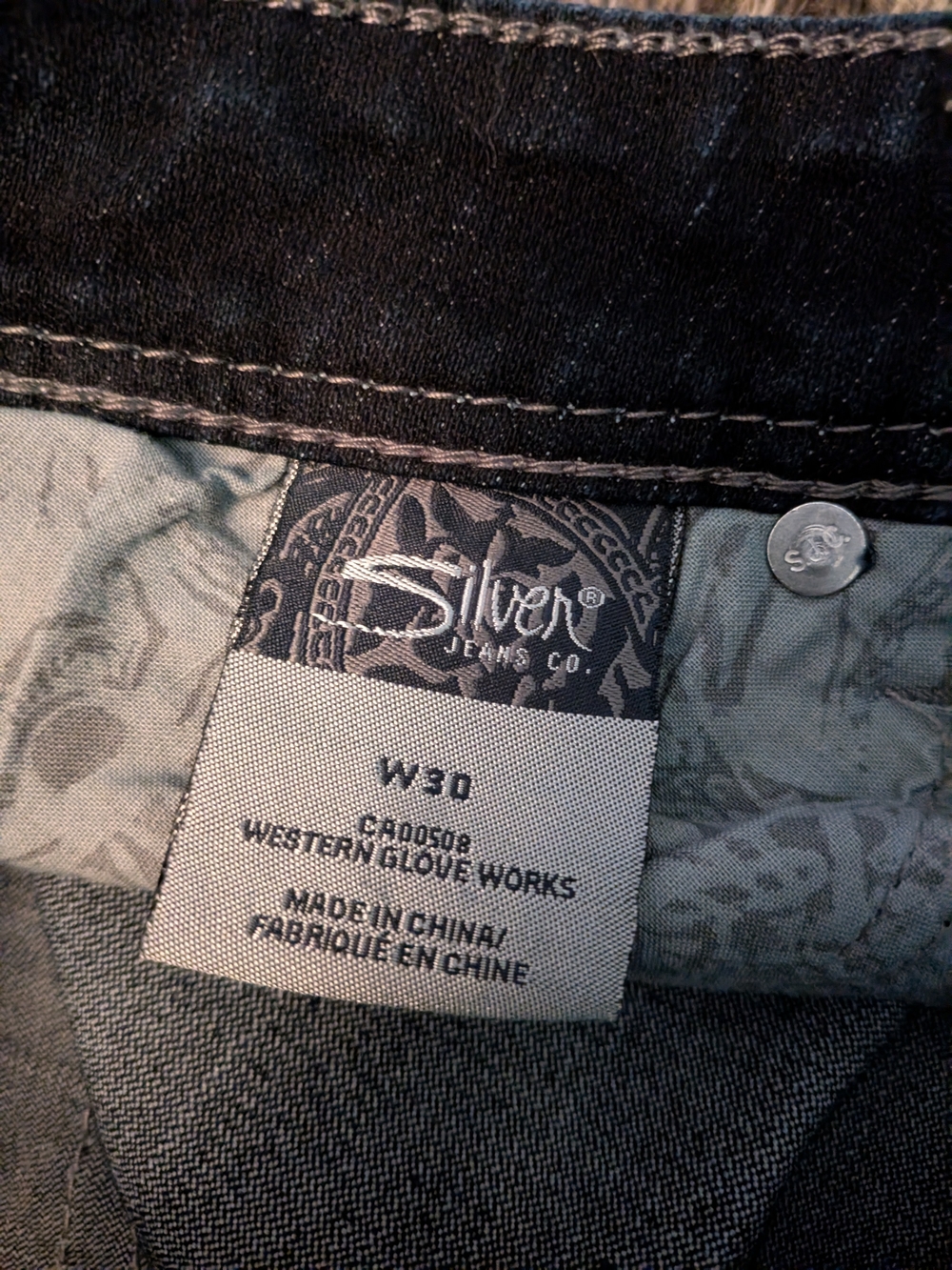 Silver Jeans Women’s Dark Blue No Kick Flare Capris - Picture 4 of 5